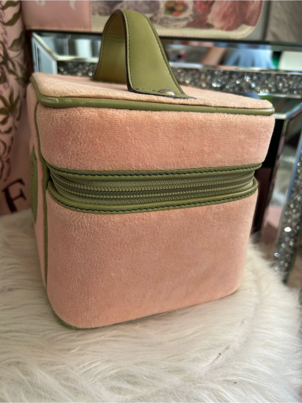 Vintage Juicy Couture Pink Velour Green Logo Train Case Matching Jewelry Case - Picture 4 of 13